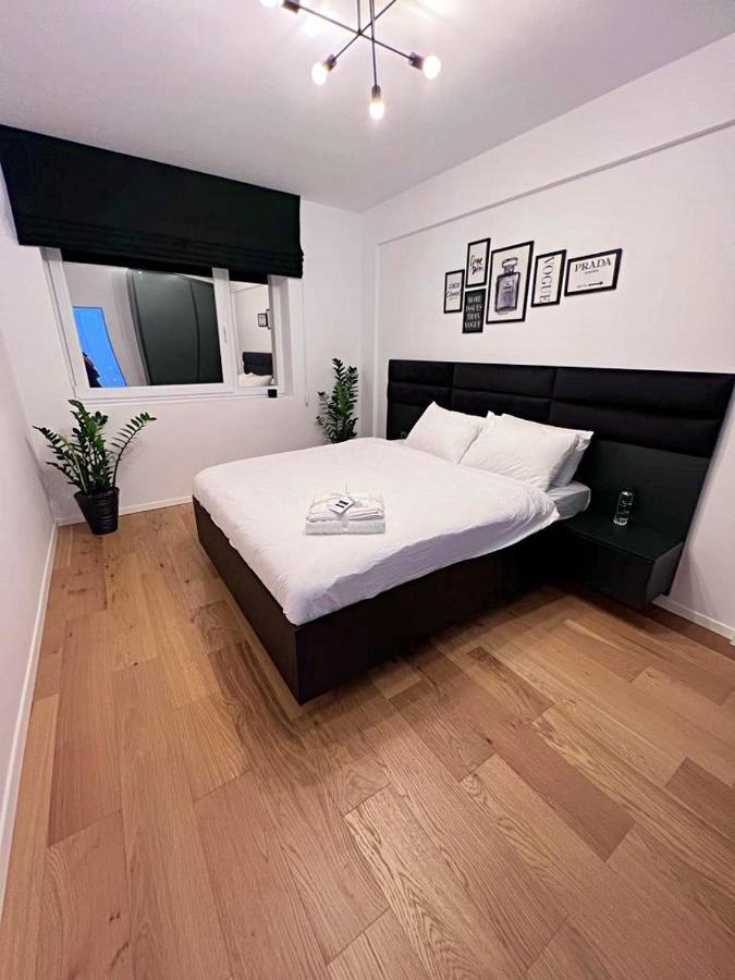 Soho Aparthotel Oradea Exterior photo